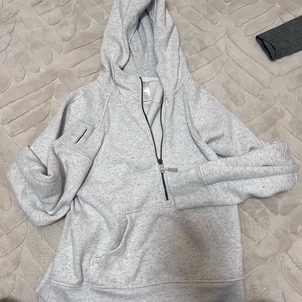 Yogalicious Light Gray Half-Zip Hoodie